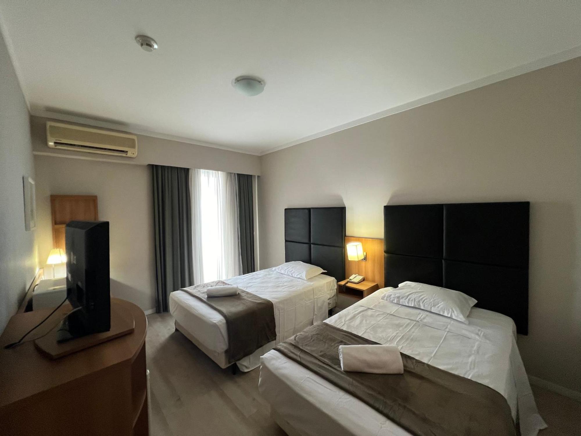 Moema Ibirapuera Uh1910 Hotel 3*